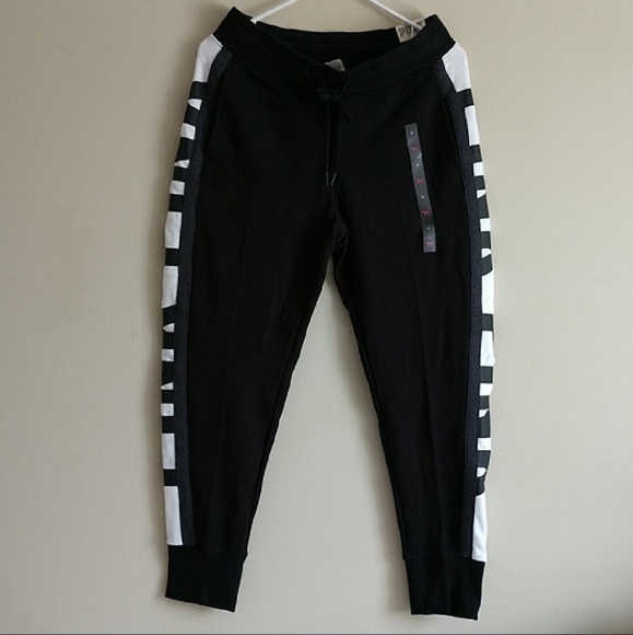 Size M🌺PINK VICTORIA'S SECRET SKINNY JOGGER - Picture 2 of 6